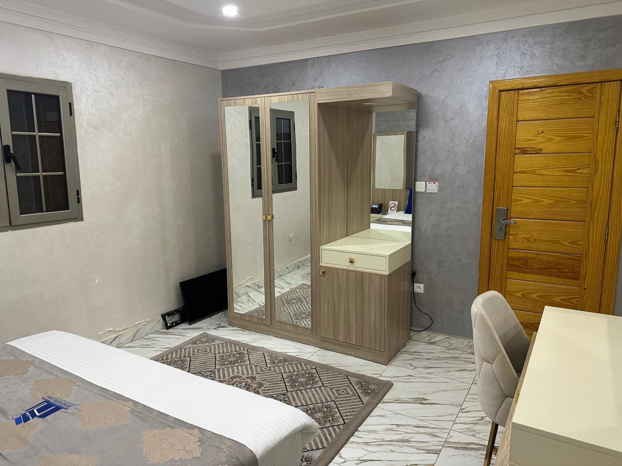 Hotel Esma Nawazibu Zewnętrze zdjęcie